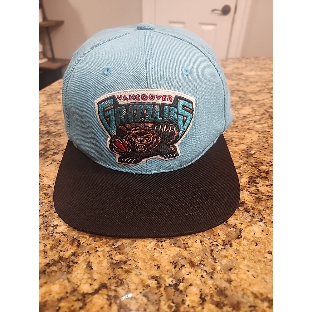 Vancouver Grizzlies Mitchell & Ness Hat Cap Snapback Mens Green Basketball NBA